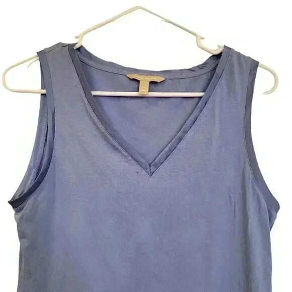 Banana Republic Women's Periwinkle Blue Rayon/Tencel/Cotton/Spandex V-neck Sleev - Picture 3 of 11
